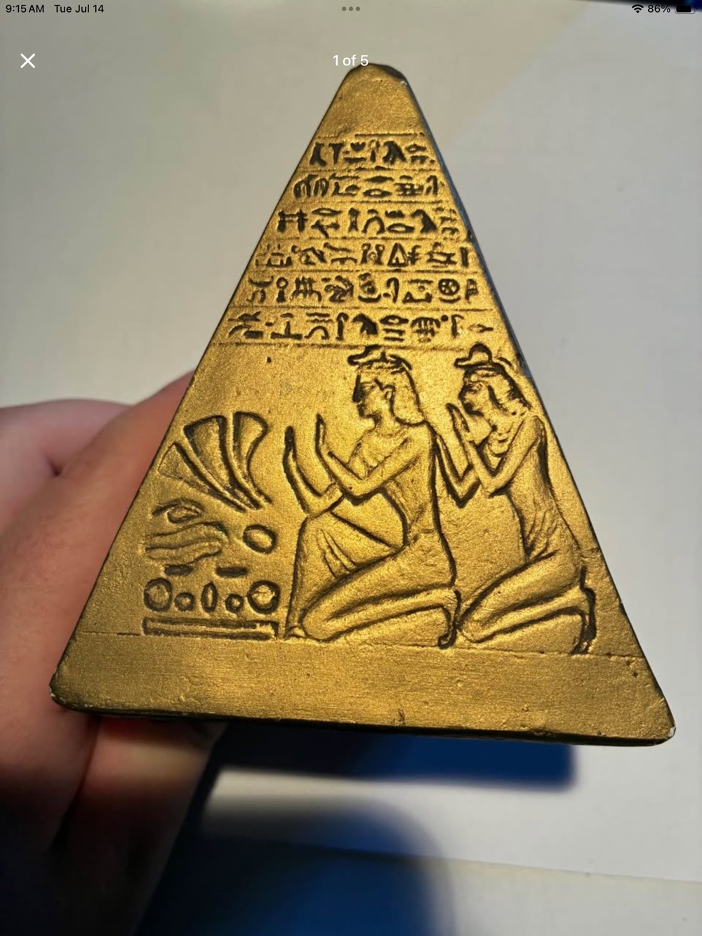 Vintage Alva museum replica pyramid paper weight